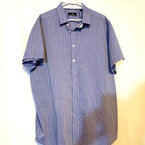 Button down short sleeve dress shirt
